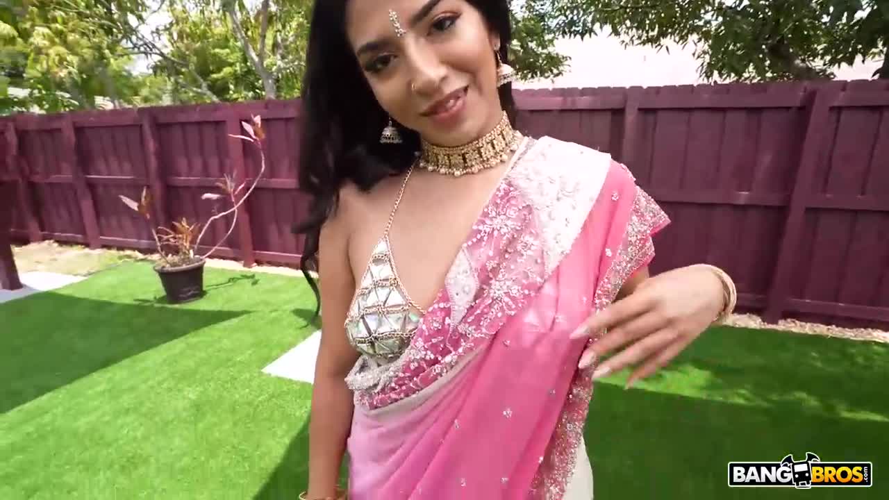 Watch Indian woman tries interracial sex Porn Video - ePornSup.