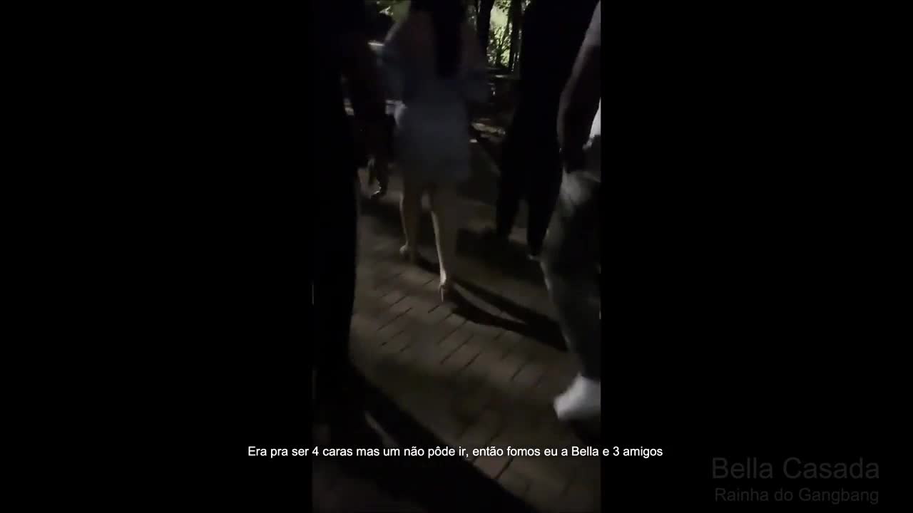 Watch Gangbang en un parque público Porn Video - ePornSup.