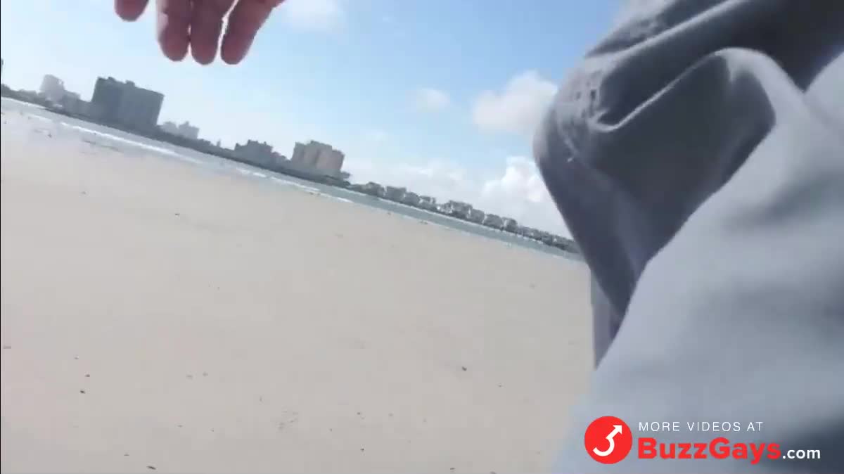 Watch Hairy Bear Jerks Off on a Public Beach - Big Cum Shot Porn Video - ePornSup.