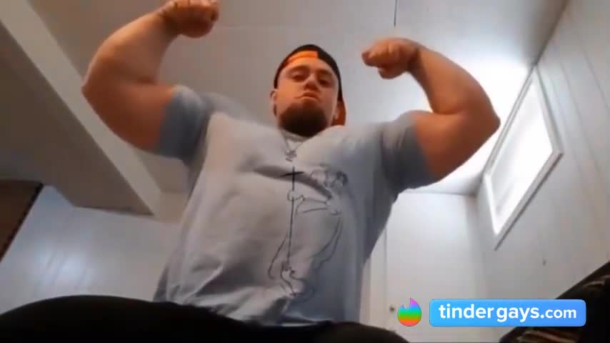 Watch Muscular Hunk Caught Jerking Off Alone Porn Video - ePornSup.