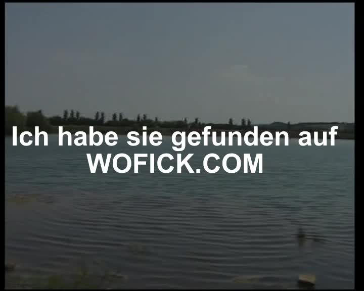 Watch Junges Paarchen vaagelt am Baggersee faer Geld Porn Video - ePornSup.