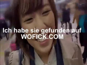 Gefesselter Japanerteen zerfickt