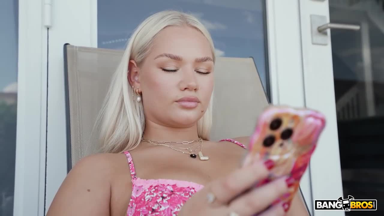 Watch Harley King - Deep Throat Dreams Porn Video - ePornSup.