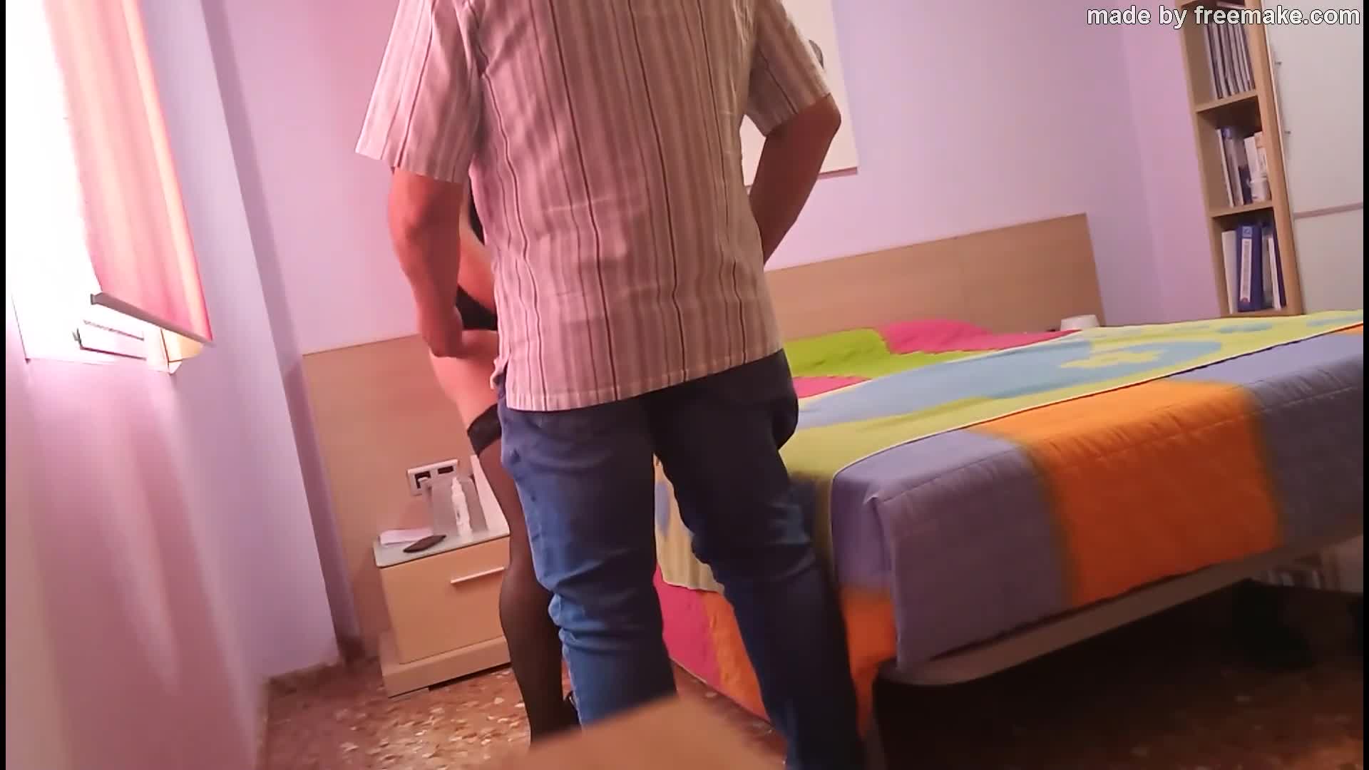 Watch Carmen casada haciendo un servicio de mamada a un jubilado cuando su marido no esta en casa Porn Video - ePornSup.