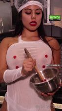 Sexy Cocinera Stefy Moreno