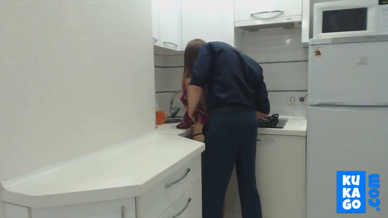 Watch Italian Couple&#39;s Kitchen Escapades Porn Video - ePornSup.