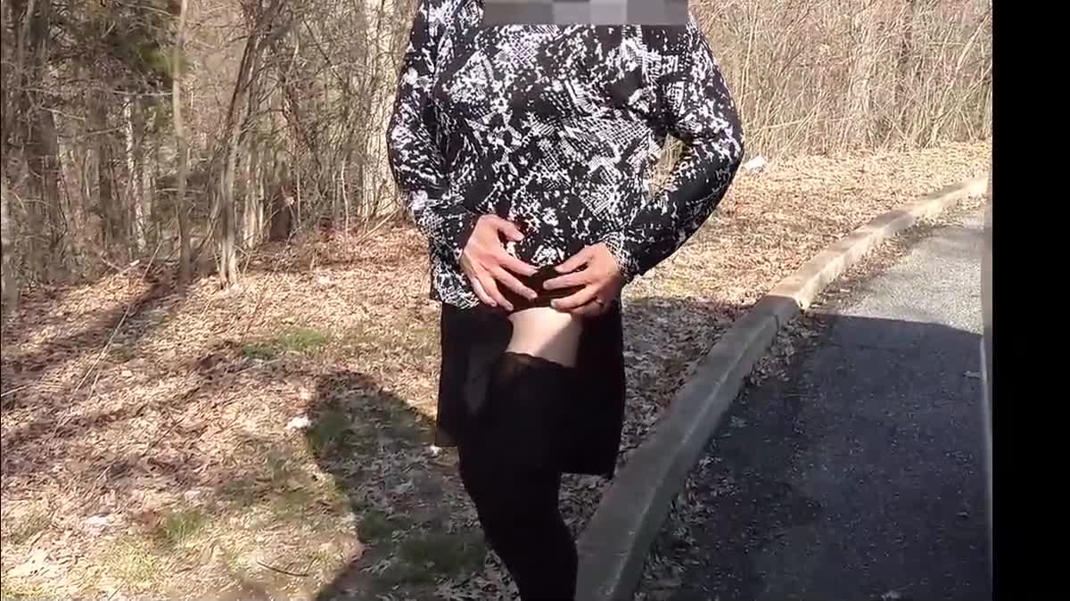 Watch Outdoor Crossdresser Jane Plays with Sex Toy Porn Video - ePornSup.