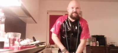 DirtySlaveAndreas40 fights in latex in the kitchen