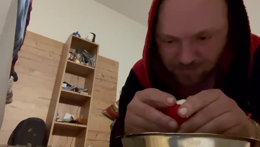 Watch DirtySlaveAndreas40 eat piss and egg Porn Video - ePornSup.