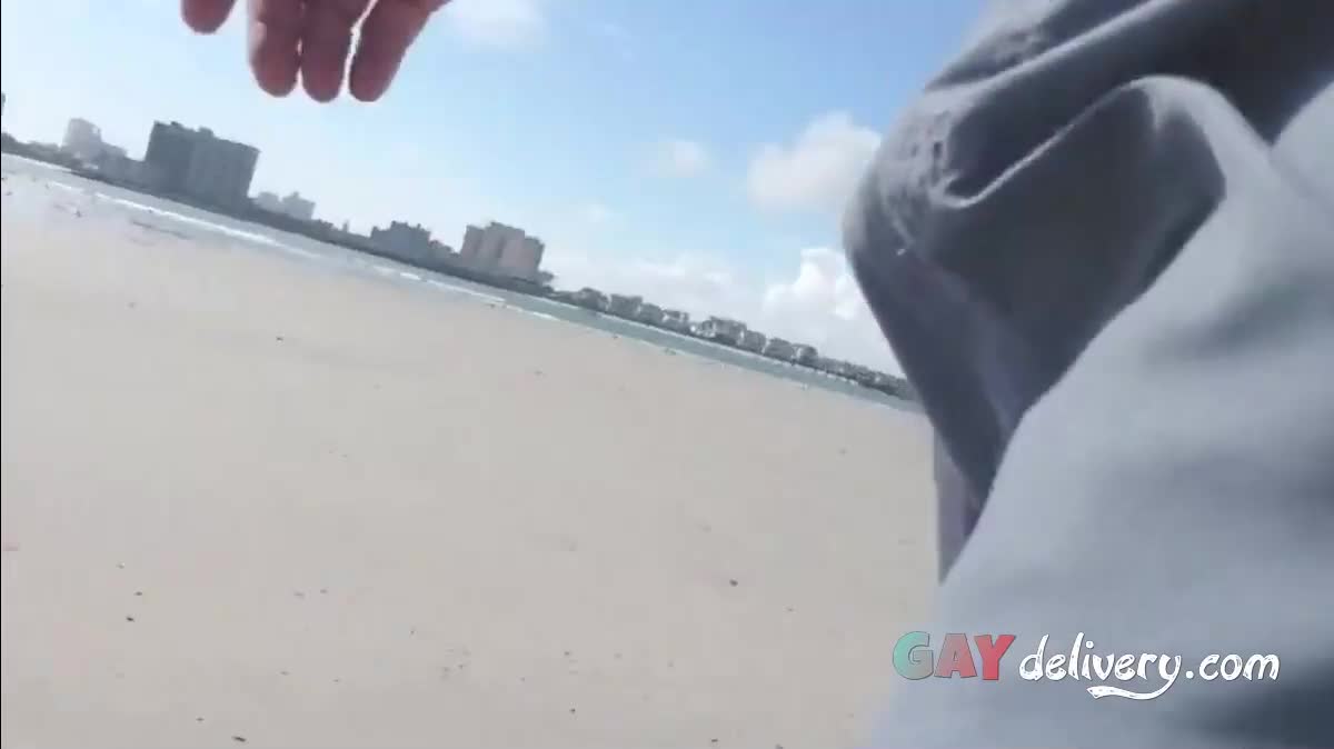 Watch Hairy Bear Jerks Off on a Public Beach - Big Cum Shot Porn Video - ePornSup.