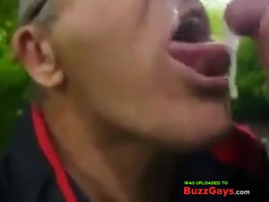 Outdoor Fun: Blowjob and Cum with a Sexy Man