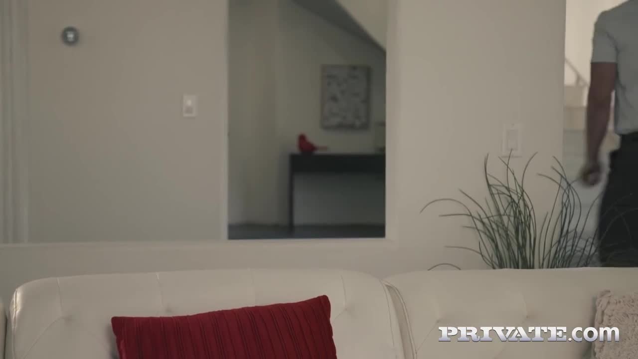 Watch Vanna Bardot - The Debut of Vanna Bardot Porn Video - ePornSup.