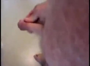 Daddy Sucks a Tasty Cock in Amateur Bear Blowjob Video