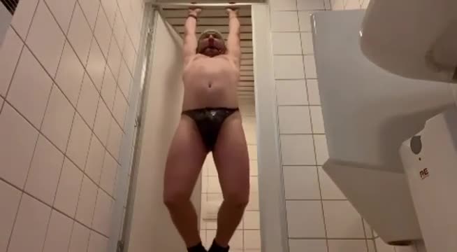 Watch thebitchandy40 in the public toilet Porn Video - ePornSup.