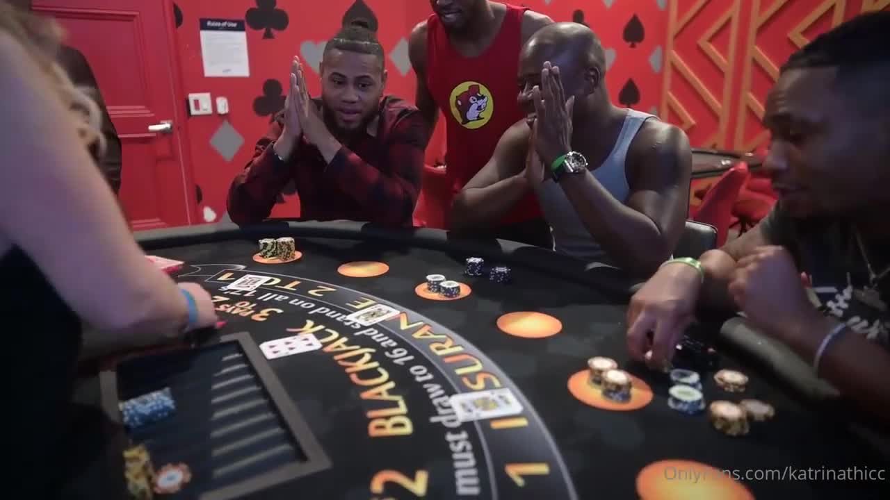 Watch Gangbang en el casino - Katrina Thicc Porn Video - ePornSup.