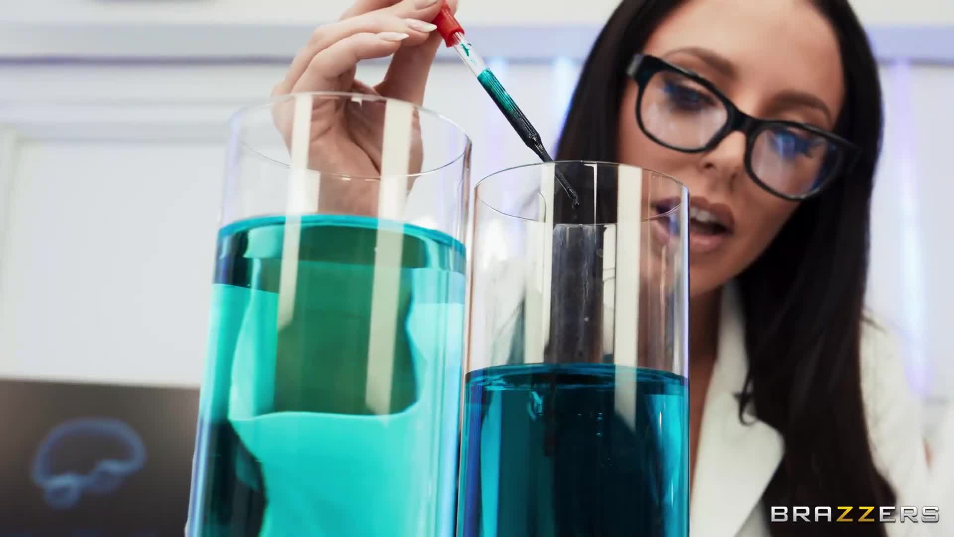 Watch Angela White - Stuck In The Cum Lab Porn Video - ePornSup.