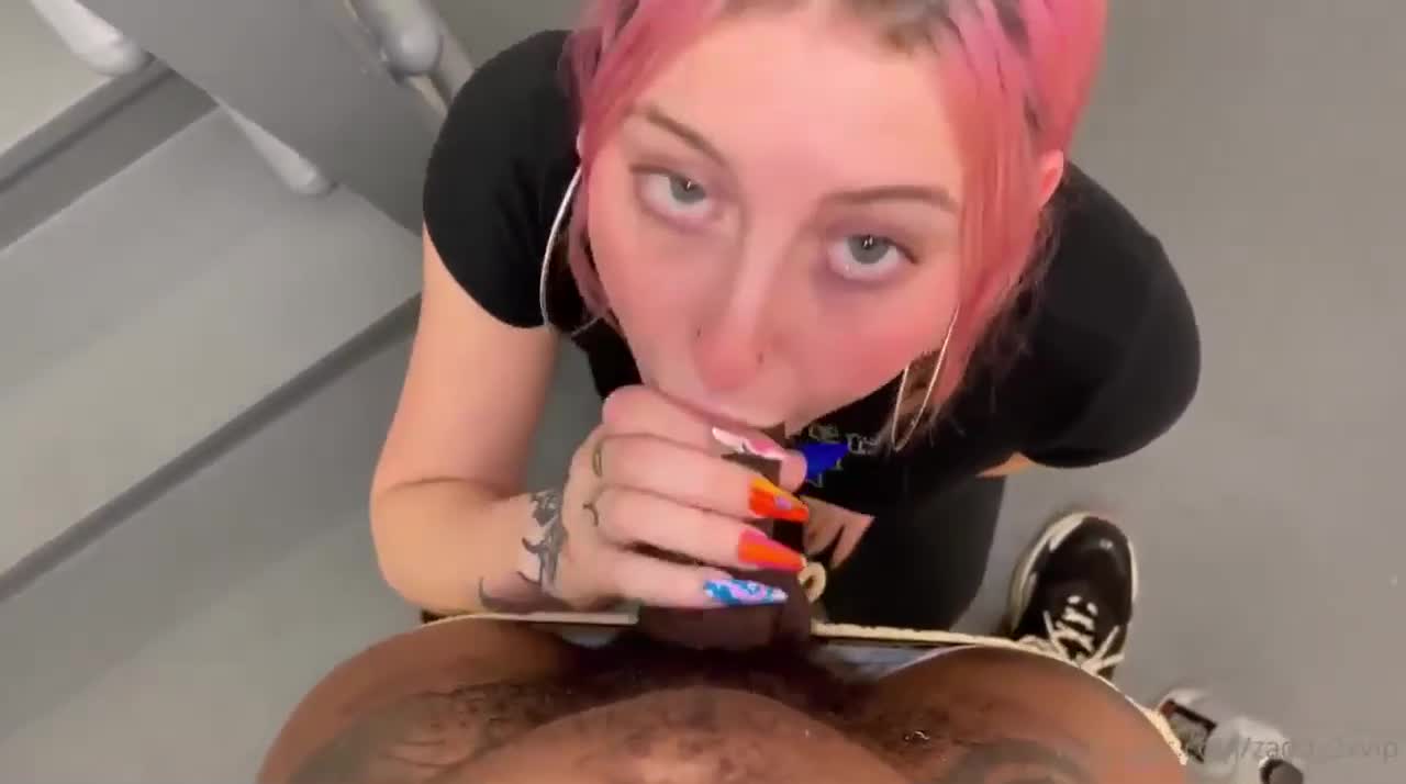 Watch Cogiendo en el estacionamiento - Melody Parker Porn Video - ePornSup.