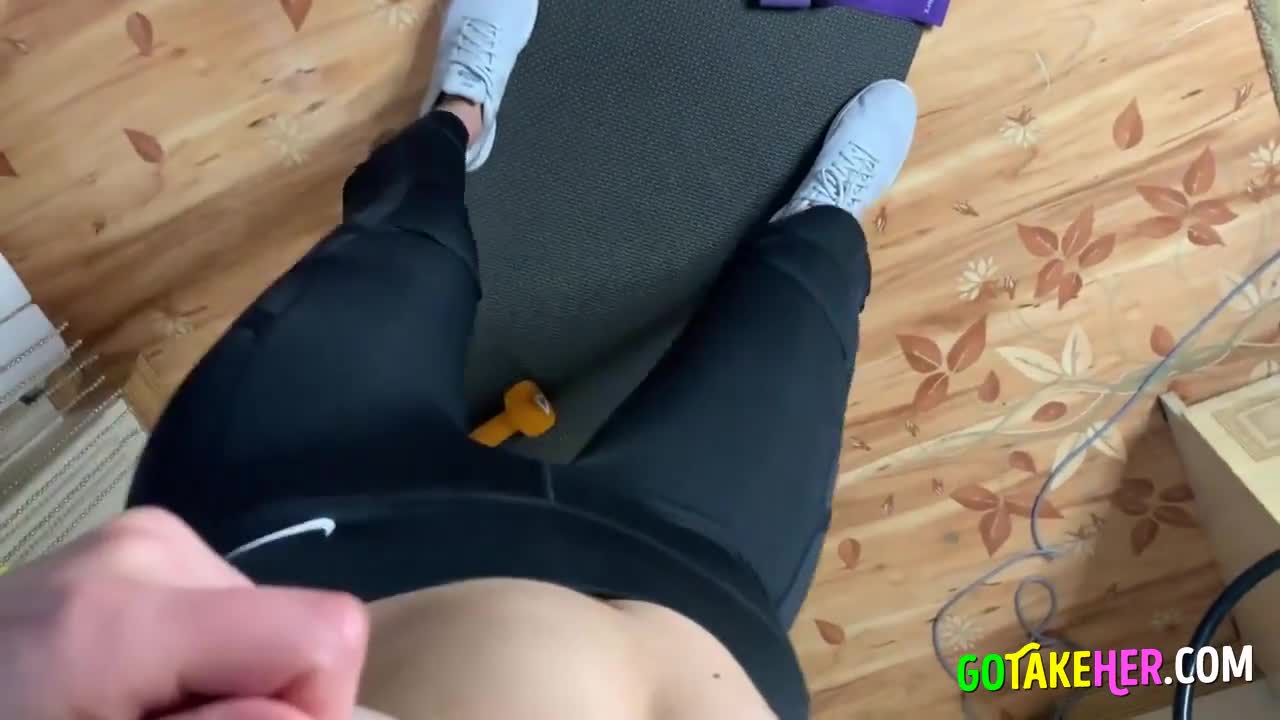 Watch Fitness Girl&#39;s Solo Session: Lovens in Her Tight Holes Porn Video - ePornSup.