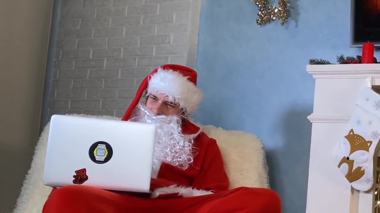 Watch Beautiful Russian emptying Santa&#39;s sac Porn Video - ePornSup.