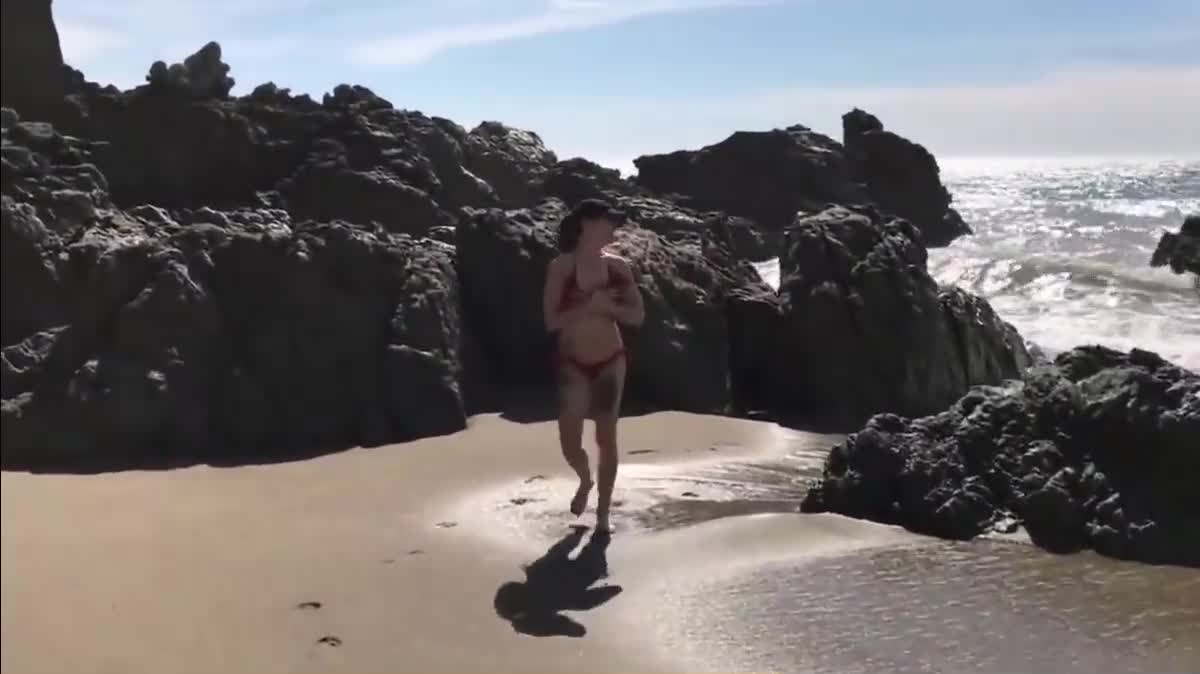 Watch Sucking Dick at the Beach Porn Video - ePornSup.