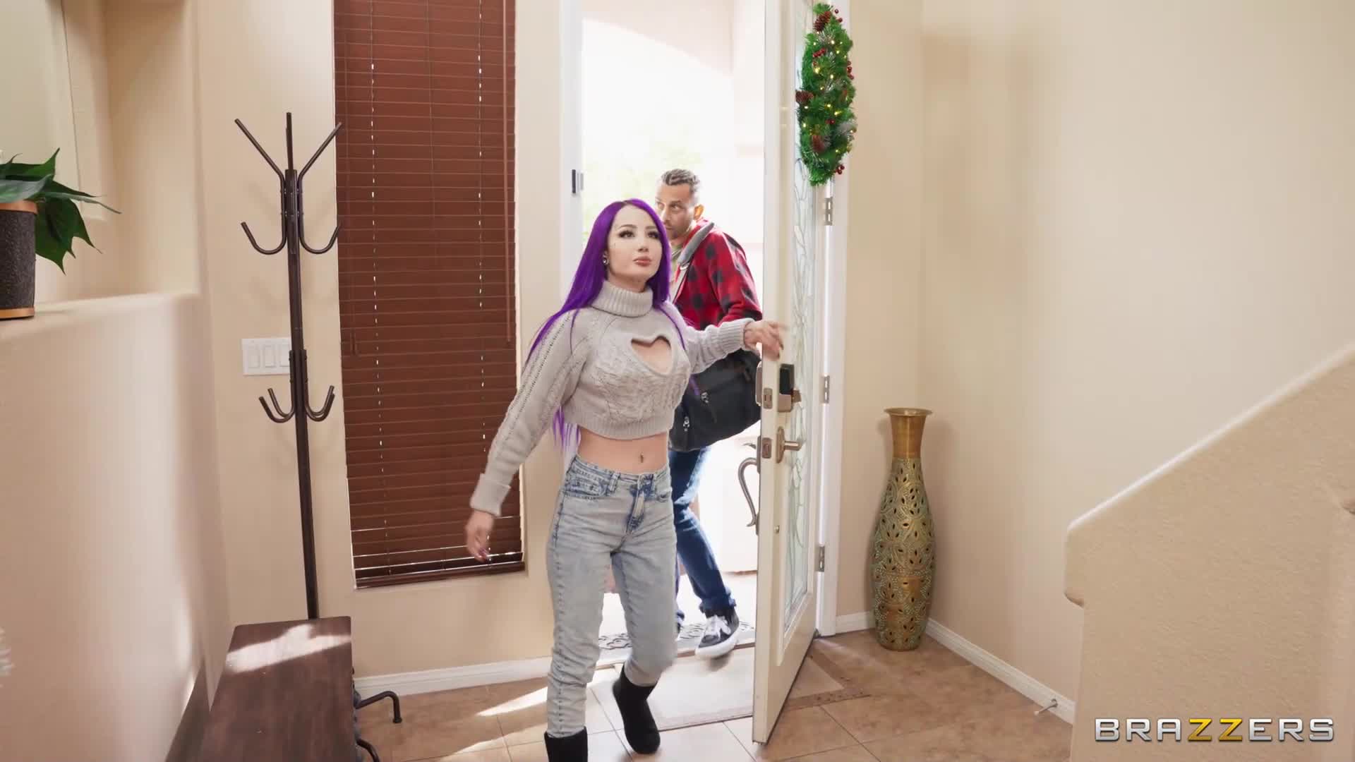 Watch Valerica Steele sabe como celebrar la navidad Porn Video - ePornSup.