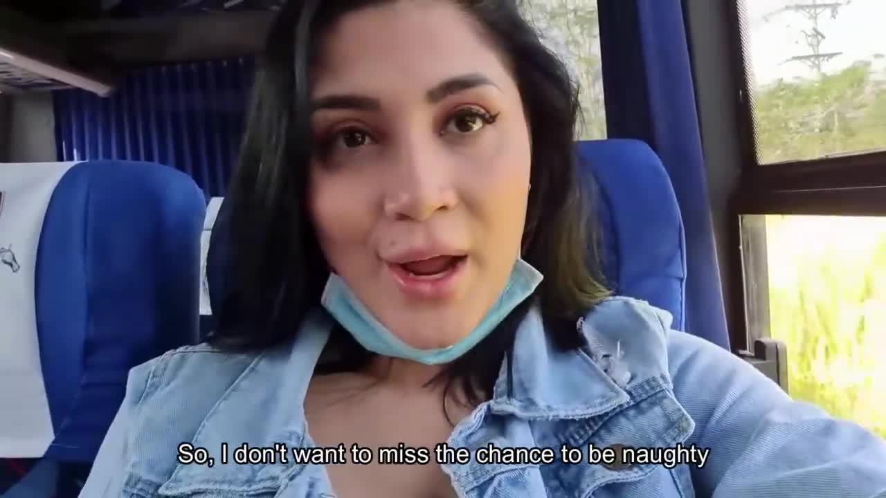 Watch Con un desconocido en el autobús Porn Video - ePornSup.