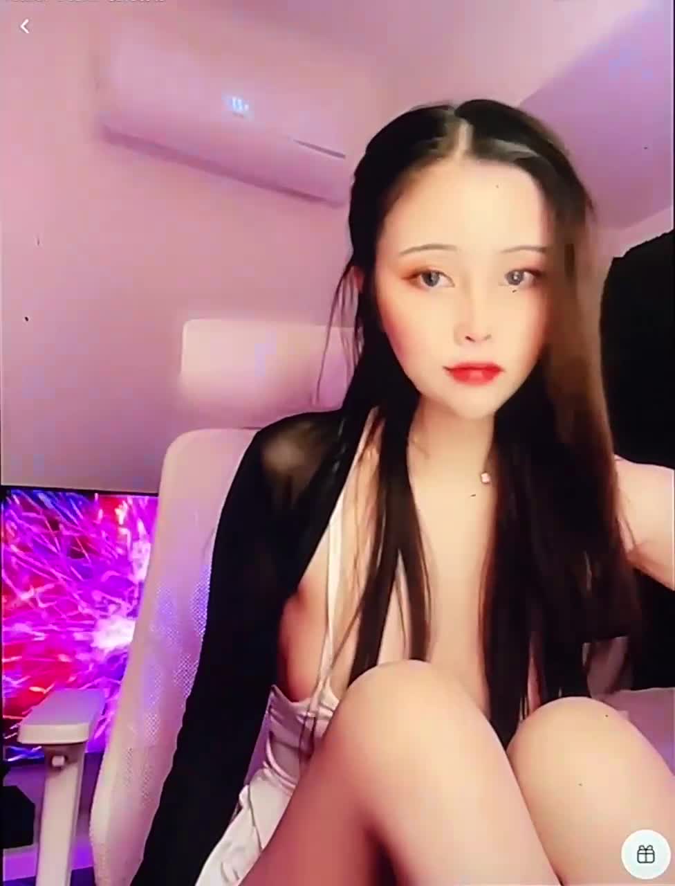 Watch Jiaxin666 dance tease nip slip 02 Porn Video - ePornSup.