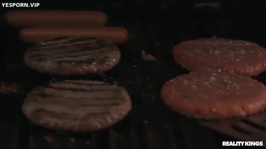 Watch Sneaky Backyard BBQ Bang Porn Video - ePornSup.