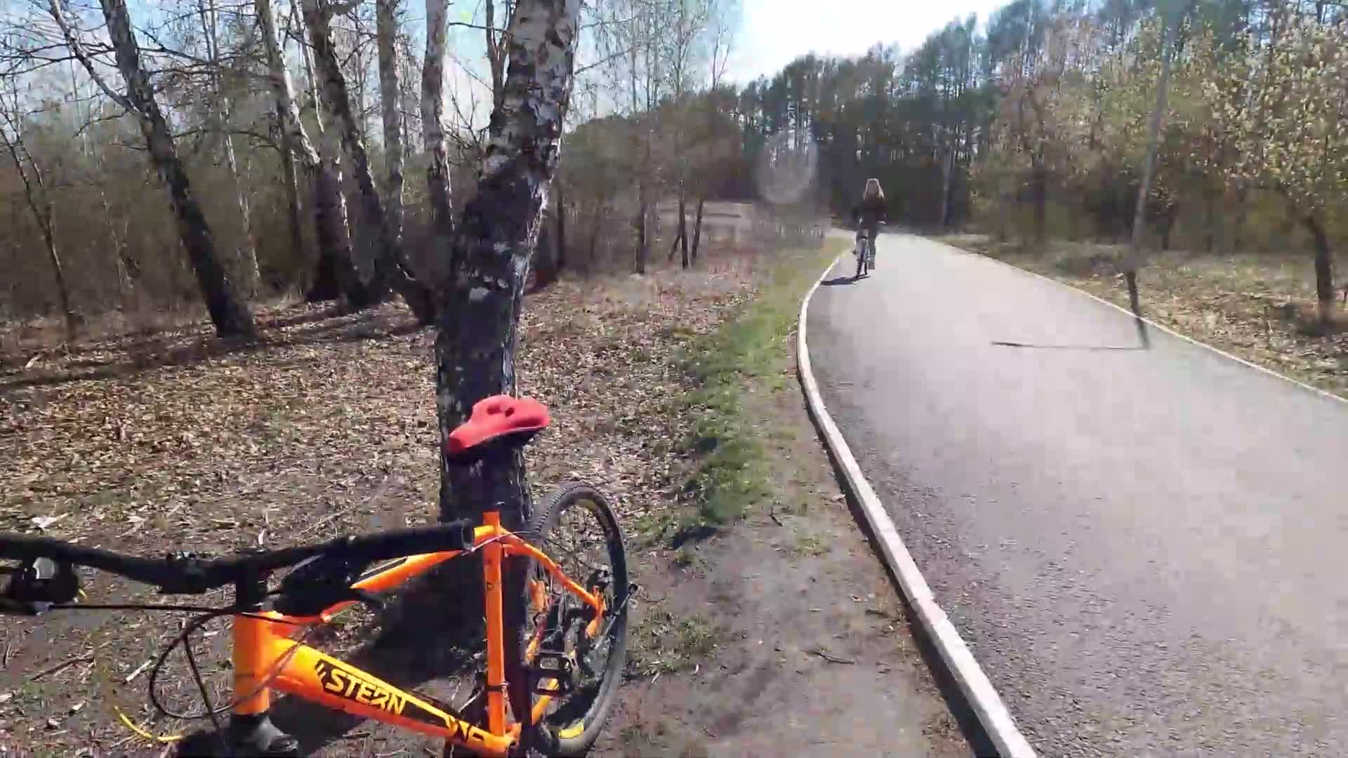 Watch Radfahrerin in Leggings Porn Video - ePornSup.