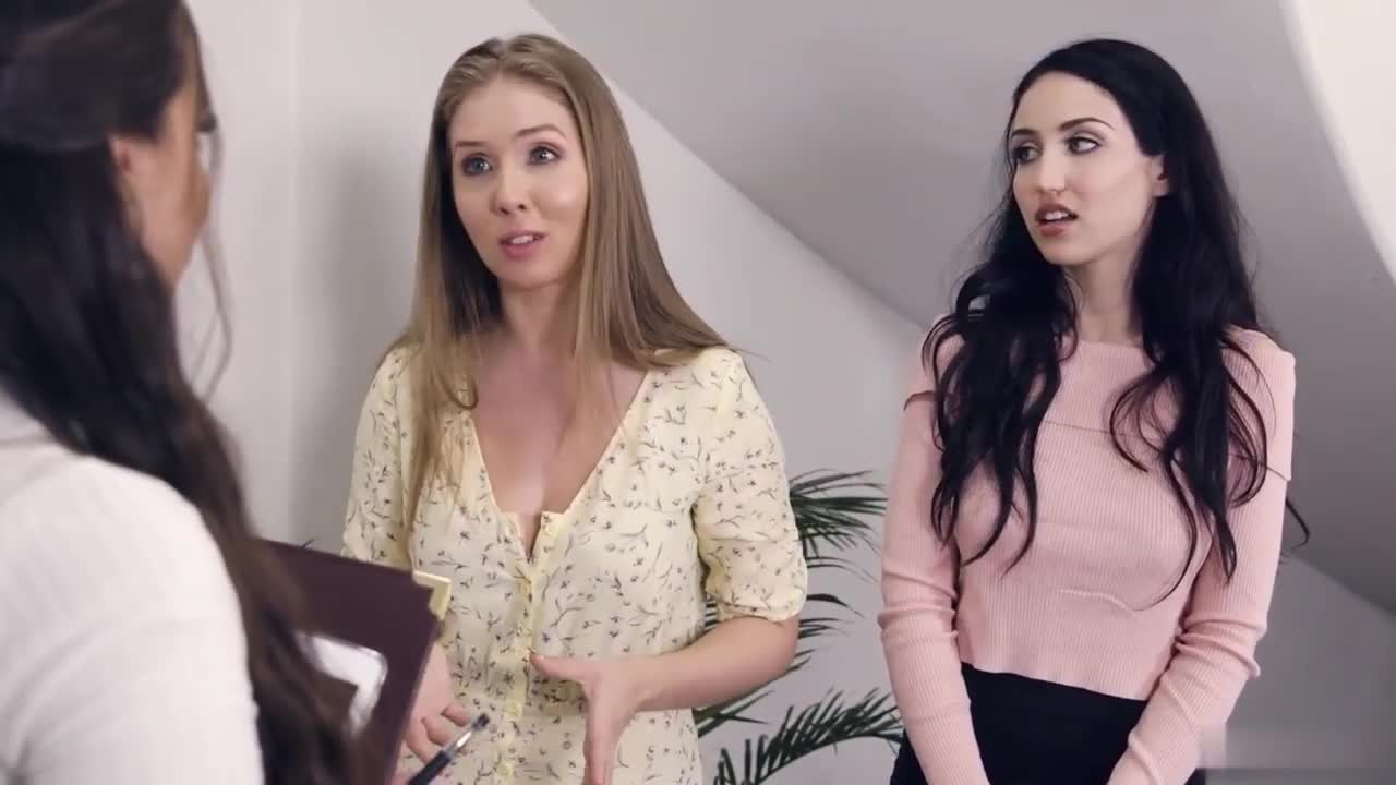 Watch 816 Lena Paul Gia Paige And Jade Baker Wedding Plan Porn Video - ePornSup.