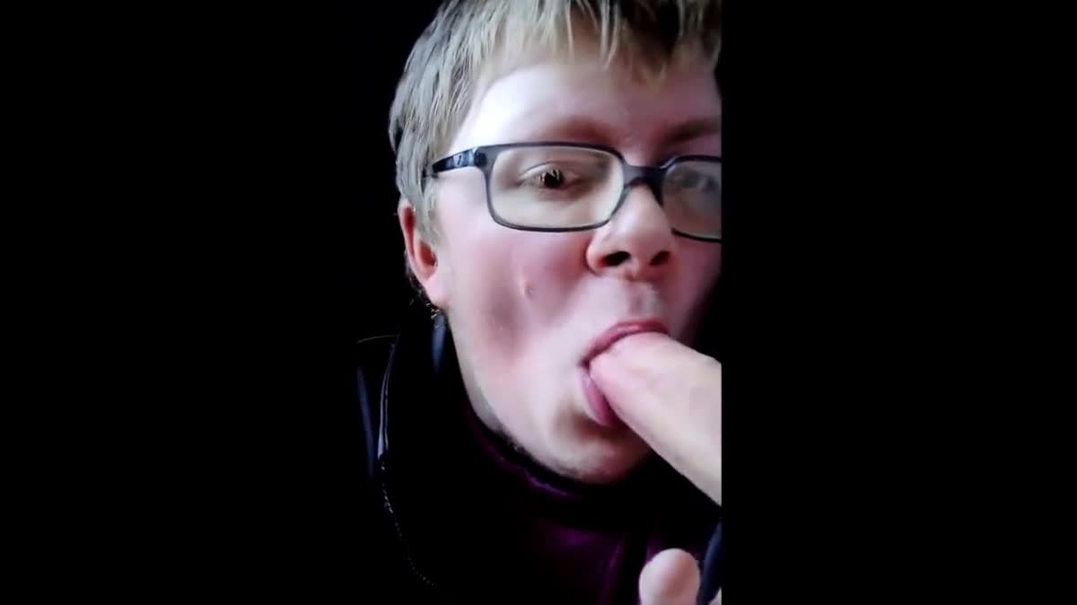 Watch Outdoor Twinks Play Porn Video - ePornSup.