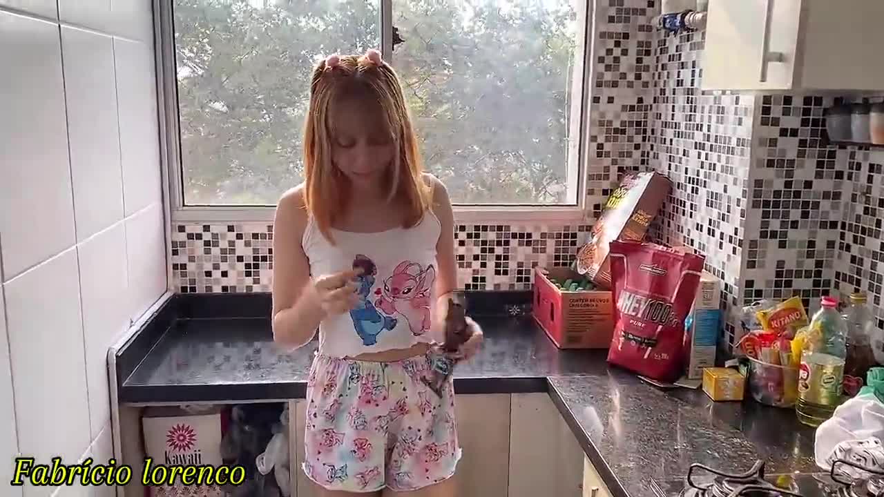 Watch Comi o cuzinho da enteada no café da manhã Porn Video - ePornSup.